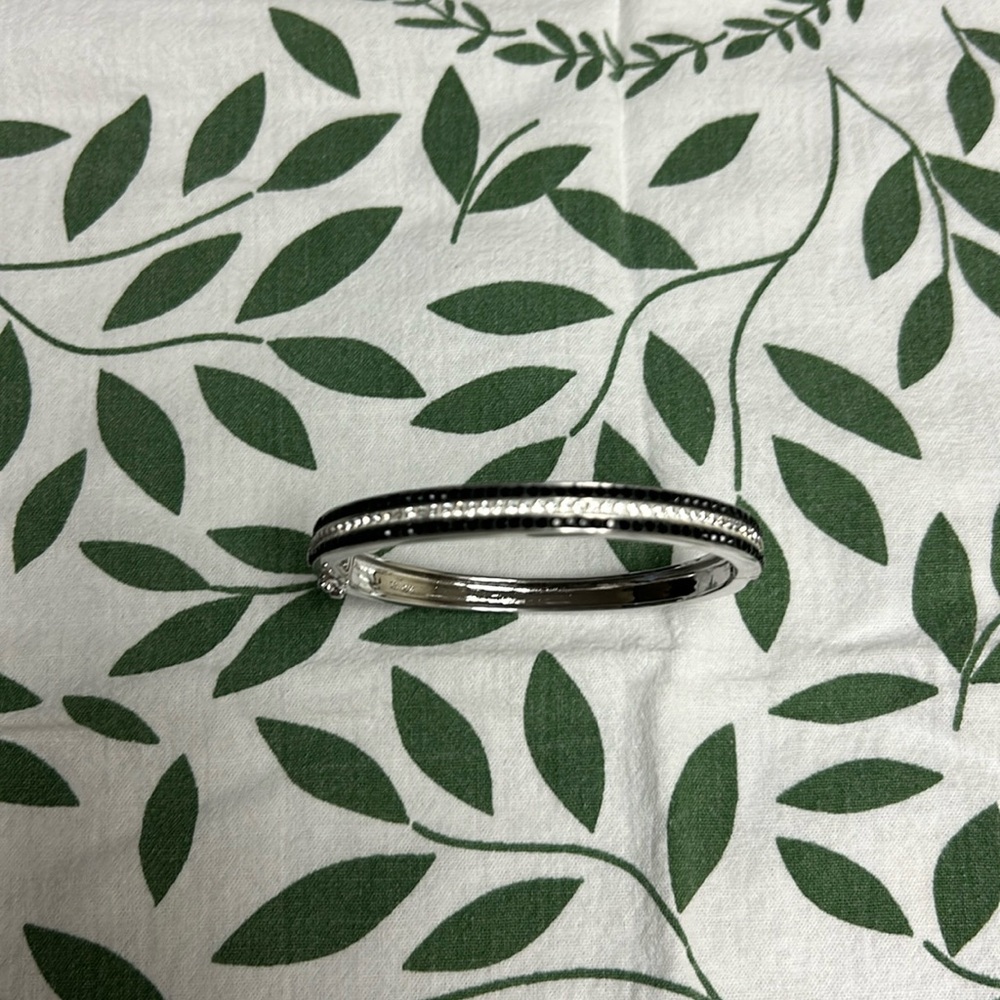 Black and White Natural Crystal Bangle Bracelet